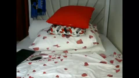 Pauline online show from February 17, 10:49 pm