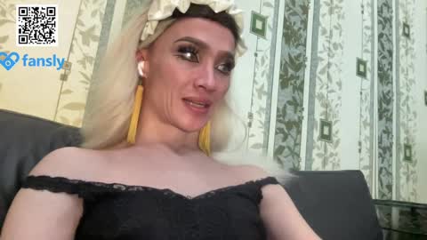 Mari online show from February 4, 2:43 pm