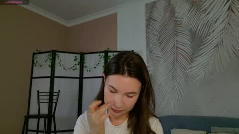 Marie LEAVE YOUR  WITH ME online show from June 8, 5:08 am