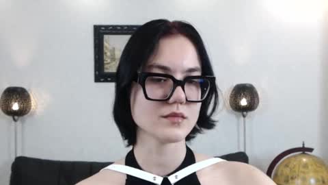 Marie Fitch online show from December 3, 12:09 am