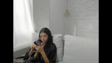 marie_luuu online show from January 27, 12:48 pm