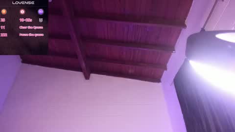 Mariana Hasper online show from December 15, 6:42 am