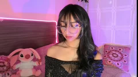 Luna Dulk online show from May 27, 10:18 pm