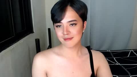 marikosue online show from February 11, 4:56 pm