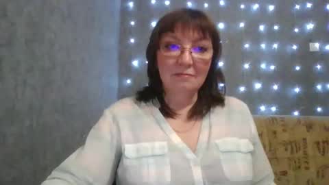 marinamrs online show from January 11, 6:14 pm