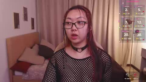 Marine  online show from February 4, 2:10 pm