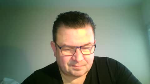 Sexi Mario online show from December 18, 8:20 am