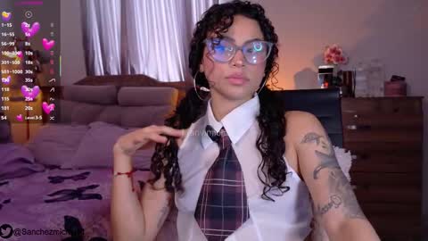    online show from October 18, 9:30 pm