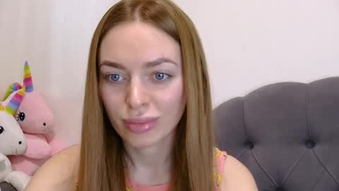 mariwell online show from April 18, 9:33 am