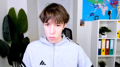 Mark online show from February 9, 3:37 pm