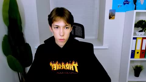 Snapshot of mark_branston chatting on October 5, 4:14 pm Mark online show from October 5, 4:14 pm