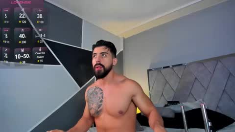 Snapshot of mark_broown_ chatting on March 6, 1:27 am mark_broown_ online show from March 6, 1:27 am