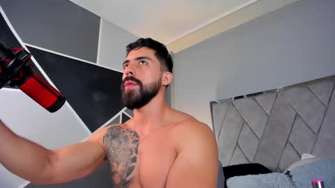 Snapshot of mark_broown_ chatting on March 9, 6:00 pm mark_broown_ online show from March 9, 6:00 pm