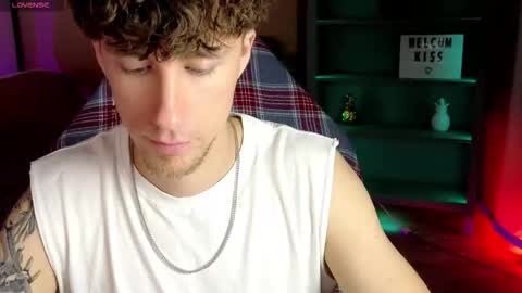 Snapshot of mark_caron chatting on September 28, 8:18 pm mark_caron online show from September 28, 8:18 pm