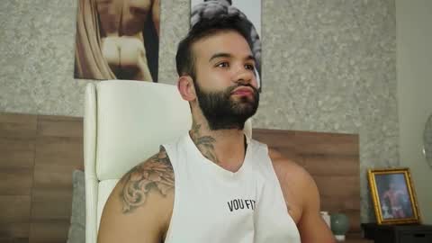 Mark online show from February 26, 11:52 pm