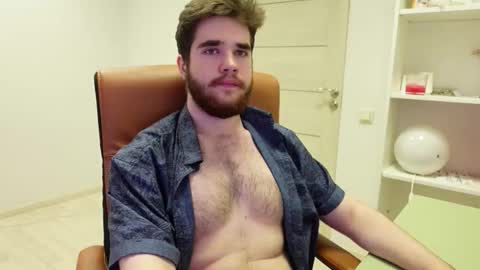 MARK MAXIM online show from November 18, 2:53 pm