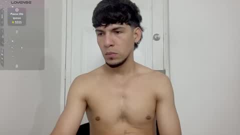 MODEL Mark Rut online show from February 14, 12:30 am