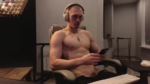 Mark online show from December 28, 8:04 pm