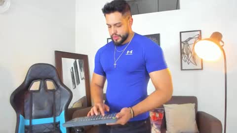 mark_x23 online show from November 26, 4:37 pm