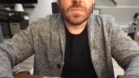 JustHereToBeSeen online show from January 21, 4:05 pm