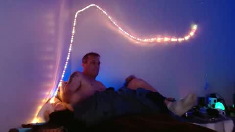 markymark101825061 online show from February 6, 9:32 am