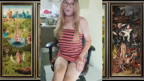 marla85 online show from April 12, 2:48 am