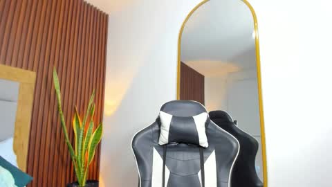 Maly online show from November 29, 12:24 pm