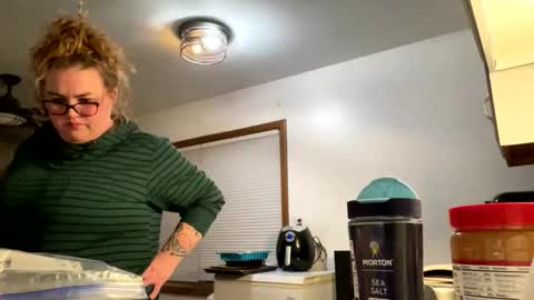 maroon_moon online show from February 21, 12:49 am