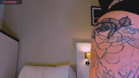 Mari online show from October 3, 4:21 am