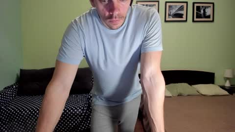 Alan online show from April 19, 6:10 pm