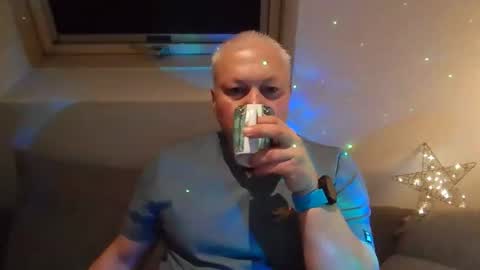 mars0481 online show from December 3, 3:40 am