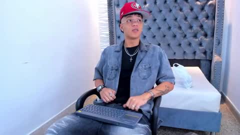 MARSHALL online show from March 31, 12:49 pm