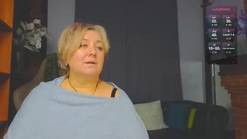 marta_wils online show from November 4, 3:30 am