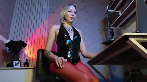 Ultimate Goddess online show from May 23, 8:54 am
