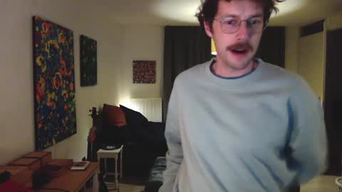 Roger online show from December 17, 5:47 pm