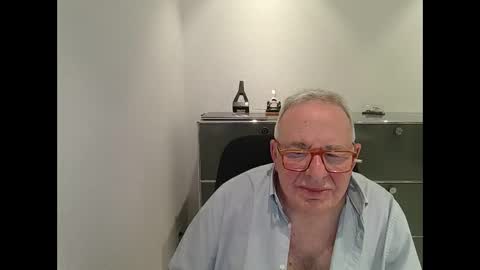 Snapshot of martin_1947 chatting on September 12, 8:55 pm martin_1947 online show from September 12, 8:55 pm