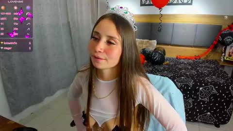  M A R T I N A  online show from October 31, 2:28 pm