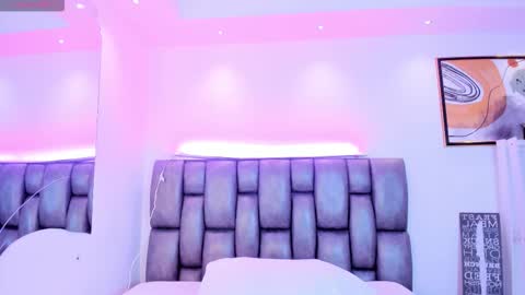 Snapshot of martina_mancinii chatting on October 17, 1:15 pm Martina online show from October 17, 1:15 pm