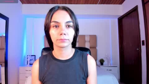 Snapshot of martina_mancinii chatting on March 10, 12:28 pm Martina online show from March 10, 12:28 pm