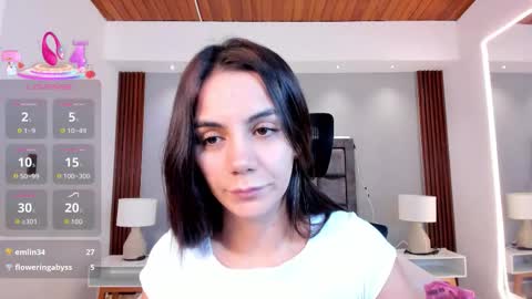 Snapshot of martina_mancinii chatting on October 19, 1:27 pm Martina online show from October 19, 1:27 pm
