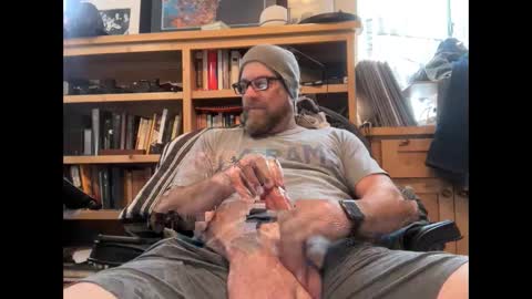 martinstolcris online show from December 19, 7:18 pm