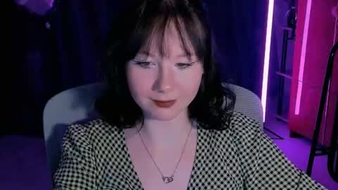 Nancy online show from May 6, 5:30 pm