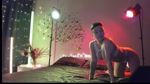 Julia online show from April 12, 10:03 pm