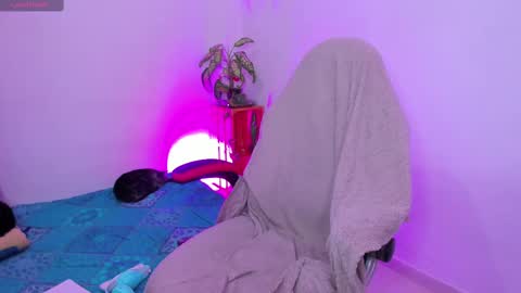 mary_magic online show from September 23, 12:59 am