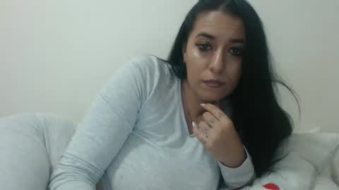 maryem online show from November 4, 3:13 pm