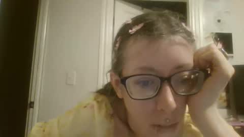 maryjaneflowers online show from April 19, 1:50 am