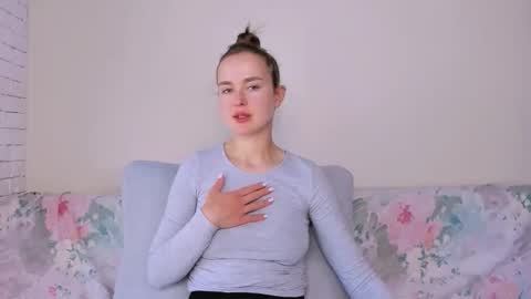 Mari online show from April 17, 7:55 am