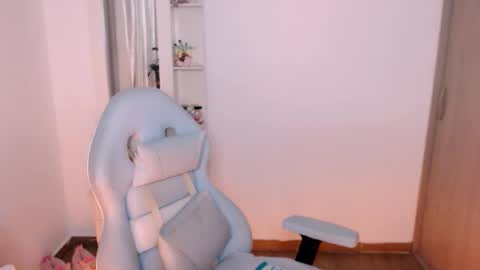 maryline online show from April 6, 2:31 am