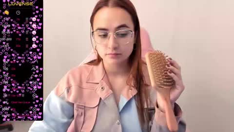 Dulce Maria online show from February 18, 2:16 am