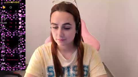 Dulce Maria online show from February 27, 5:18 am